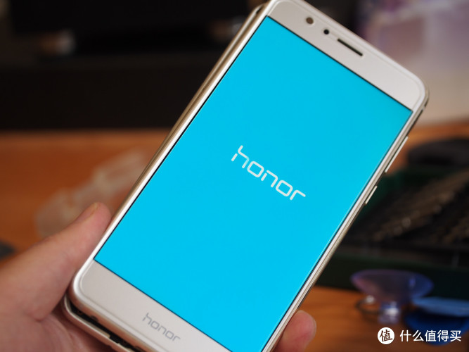 妙手换新颜--荣耀8换屏记