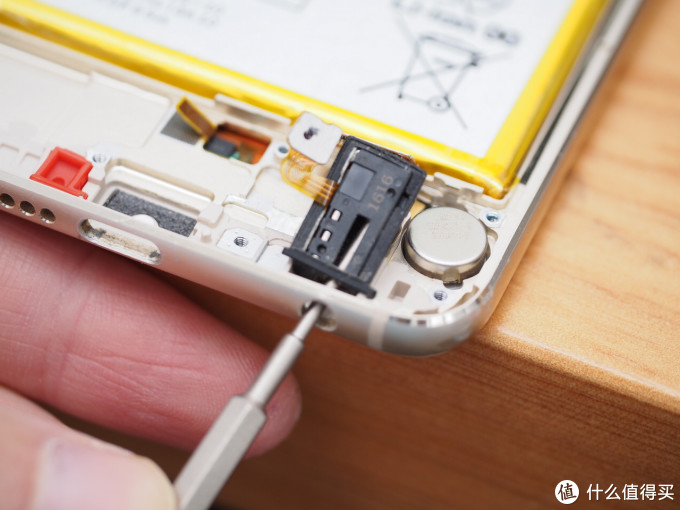 妙手换新颜--荣耀8换屏记