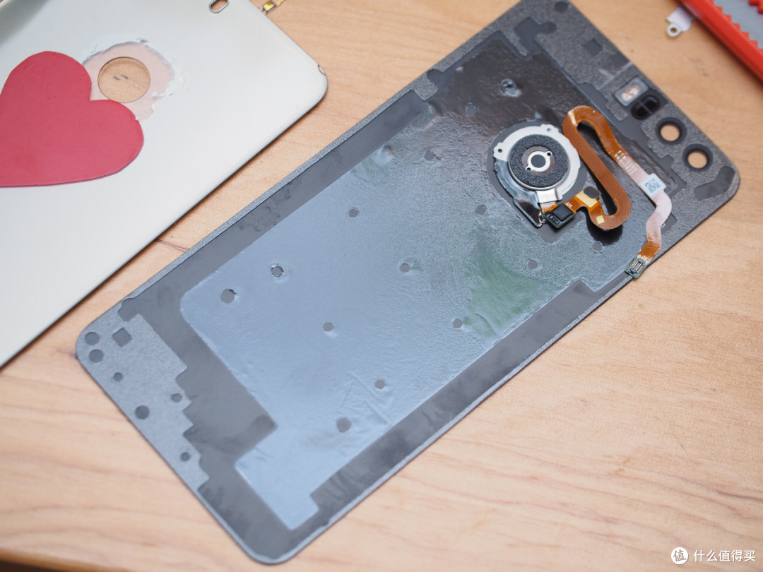 妙手换新颜——荣耀8换屏记