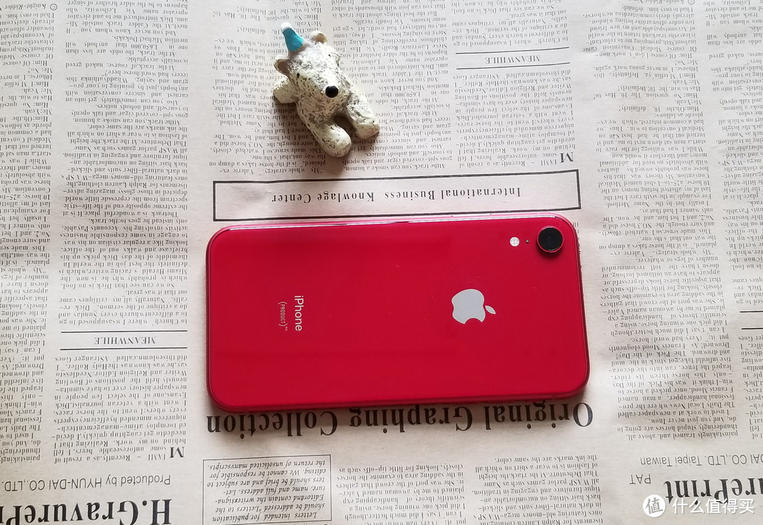  iPhone XR 128G骚红真香机，我还要吐槽点啥？