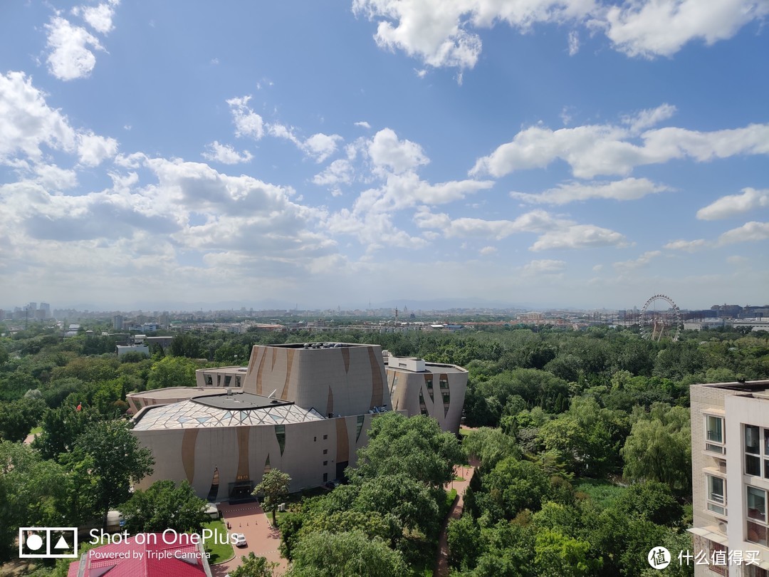 室外日光场景，一加7 Pro