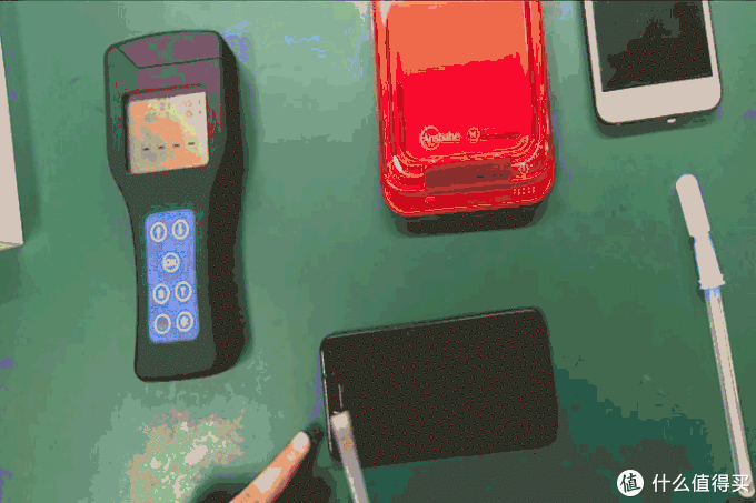 做一个精致的手机数码发烧友——安士宝充电消毒宝体验