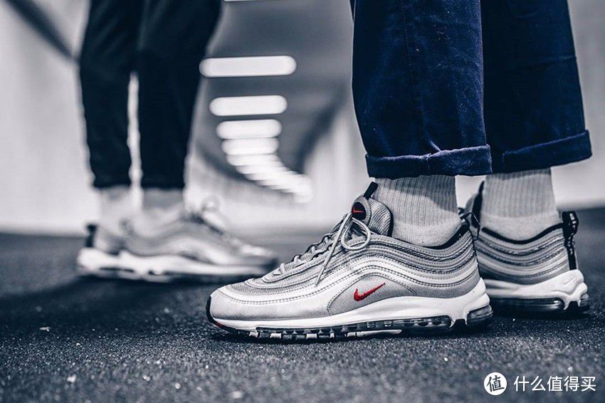 一日一双丨Nike Air Max 97 OG——穿过心脏的银色子弹