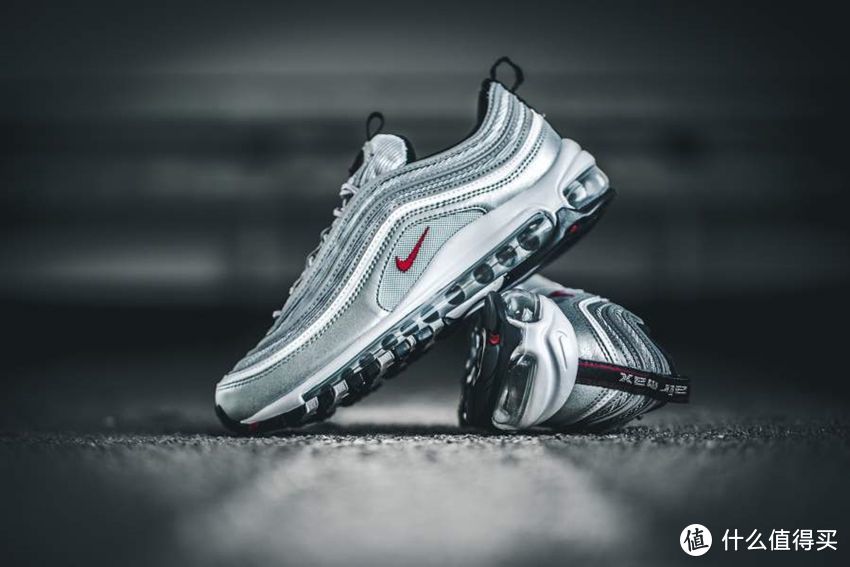 一日一双丨Nike Air Max 97 OG——穿过心脏的银色子弹