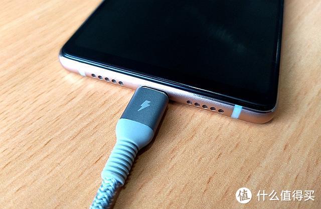 畅享快充告别慢充时代，MOMAX USB-C to Lightning数据线评测