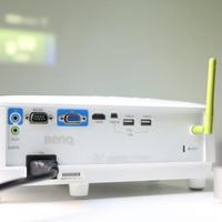明基 E580 投影仪使用体验(兼容|接口|系统|模式|连接)