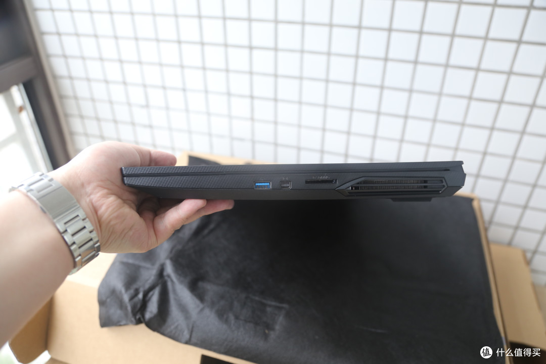 神舟电脑篇一618购机宝典神舟新一代g8ct7na电脑开箱以及拆机加装内存