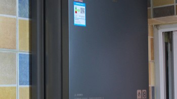 云米 Zero零冷水 JSQ34 -VGW181 燃气热水器外观展示(面板|触控屏|接口|出水口|电源线)