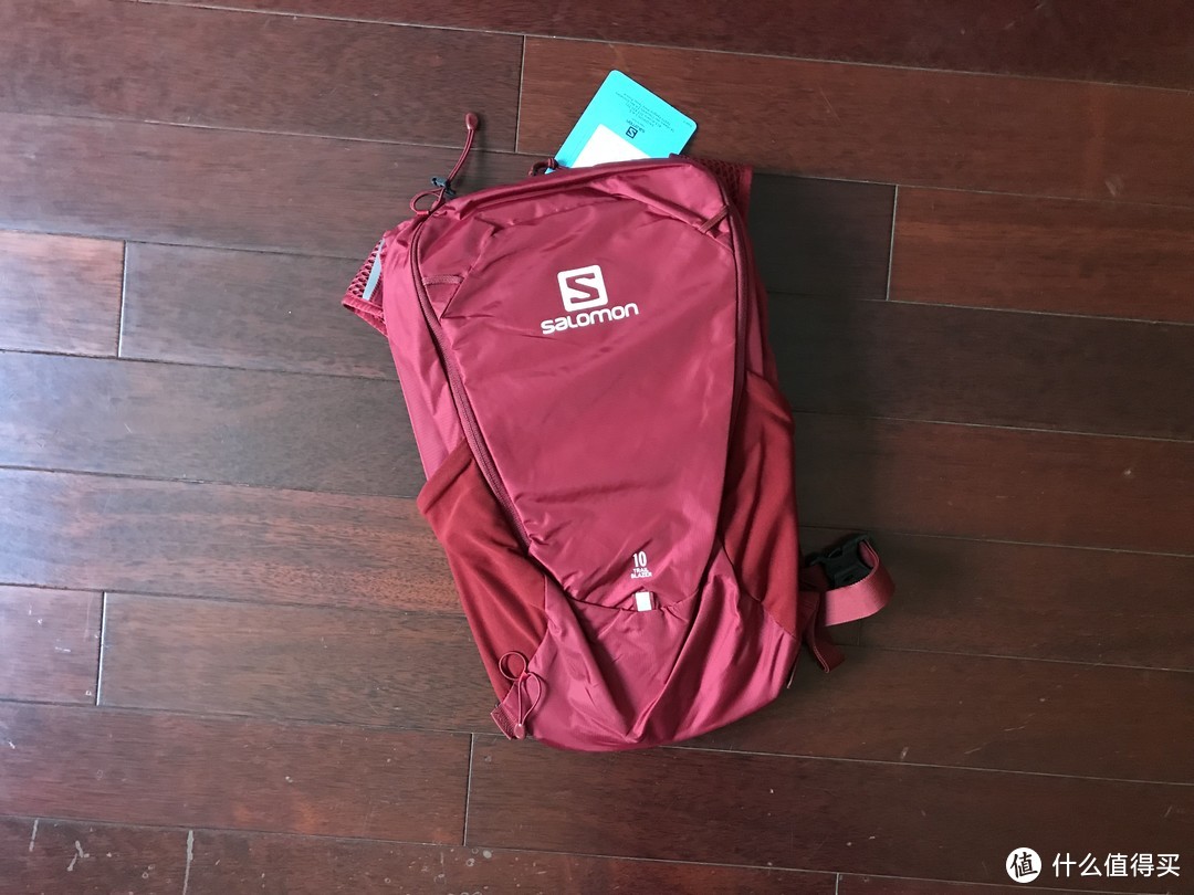 Salomon TRAILBLAZER 10 休闲旅行双肩背包