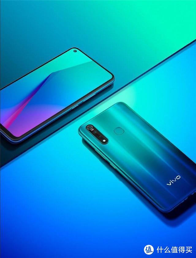 vivo Z5x今日正式发布 挖孔屏或成做大短板