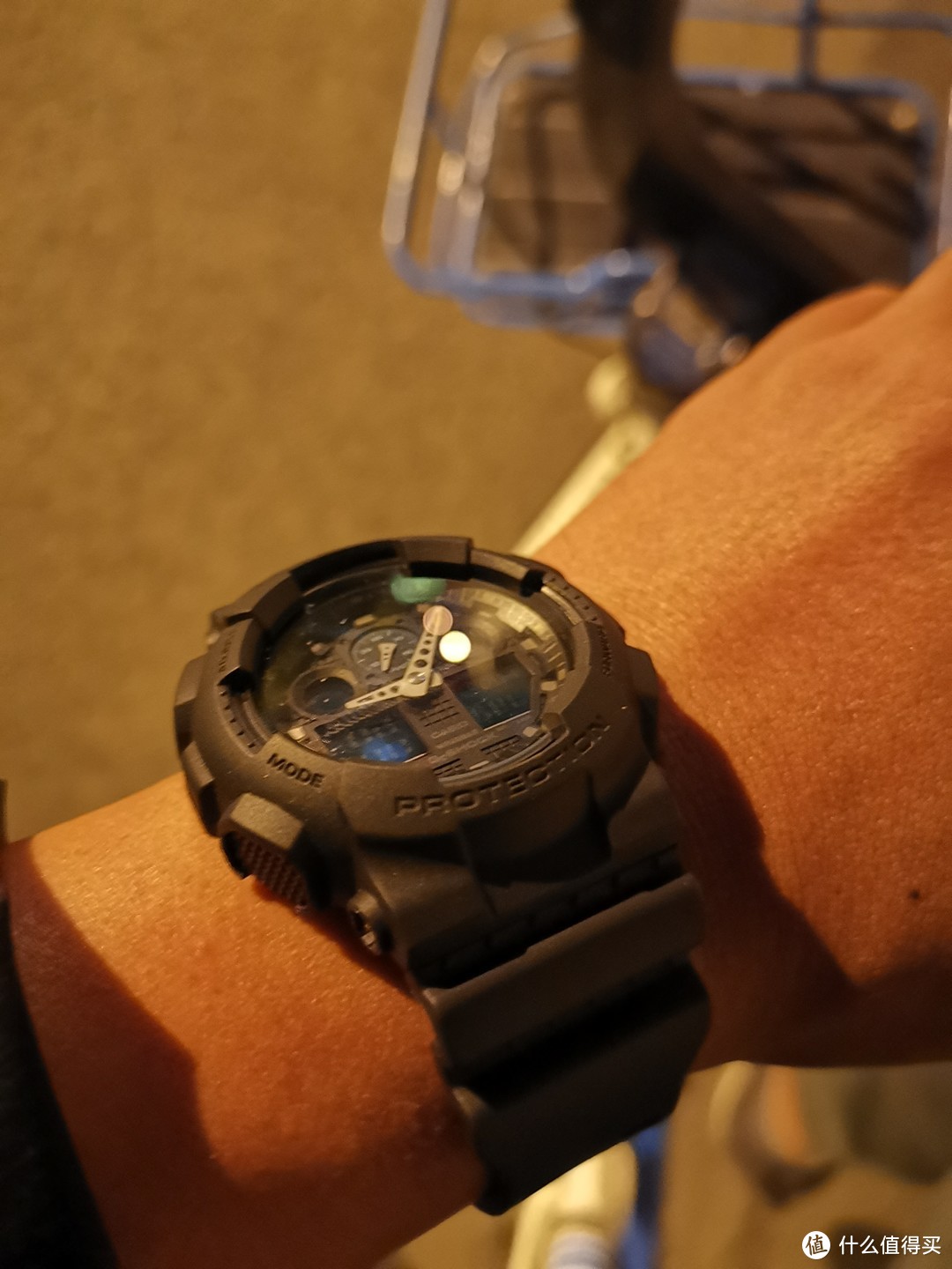 G-SHOCK PROTECTION 绿色数显 黑白配色 手表