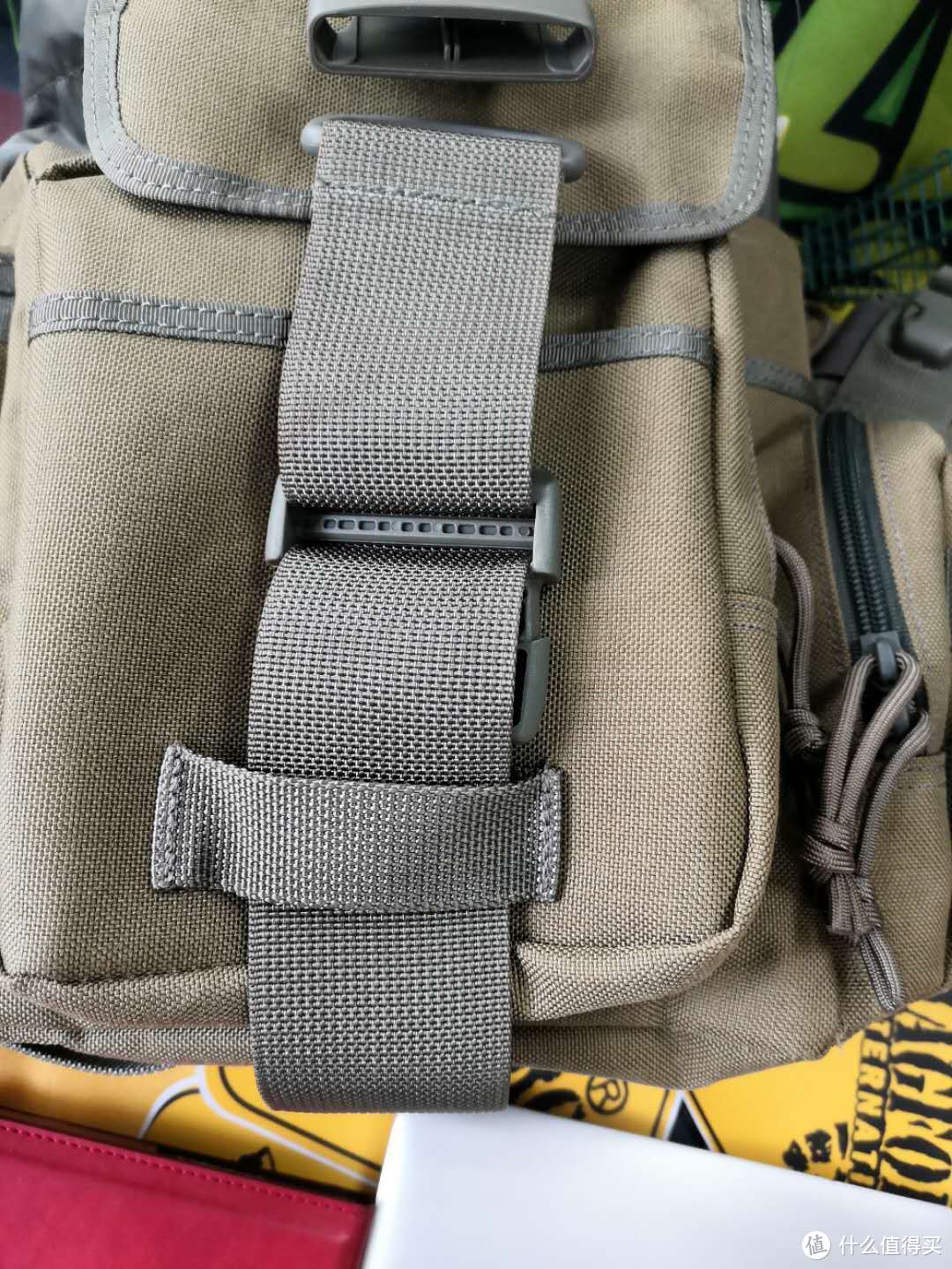 麦格霍斯 （MAGFORCE） 台马战术包 机动鞍袋 户外单肩包iPad包 男休闲斜挎背包 0414测评