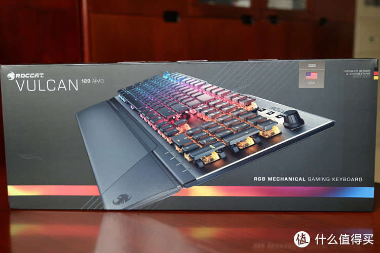 感受工匠精神—德国冰豹Vulcan 120 Aimo机械键盘开箱