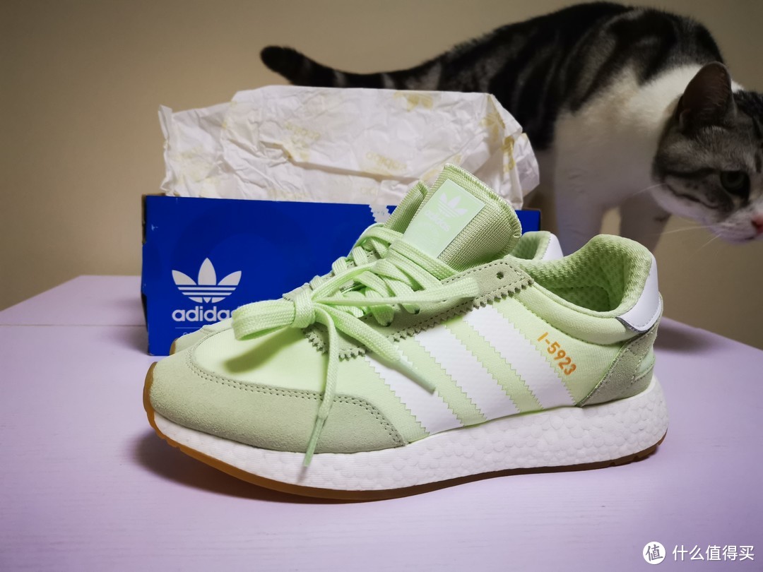 全掌BOOST的小清新++++++Adidas Originals 三叶草 I-5923 开箱