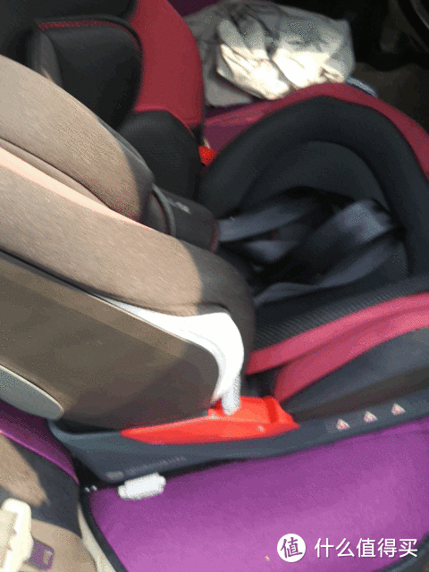 儿童乘车的安全红线！环球娃娃C04000凯撒大帝儿童安全座椅对比评测及年龄段选择浅析