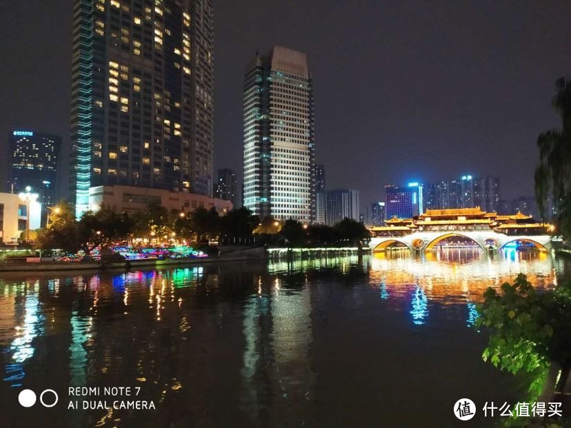 和我在成都的街头走一走——从春熙路到大熊猫基地