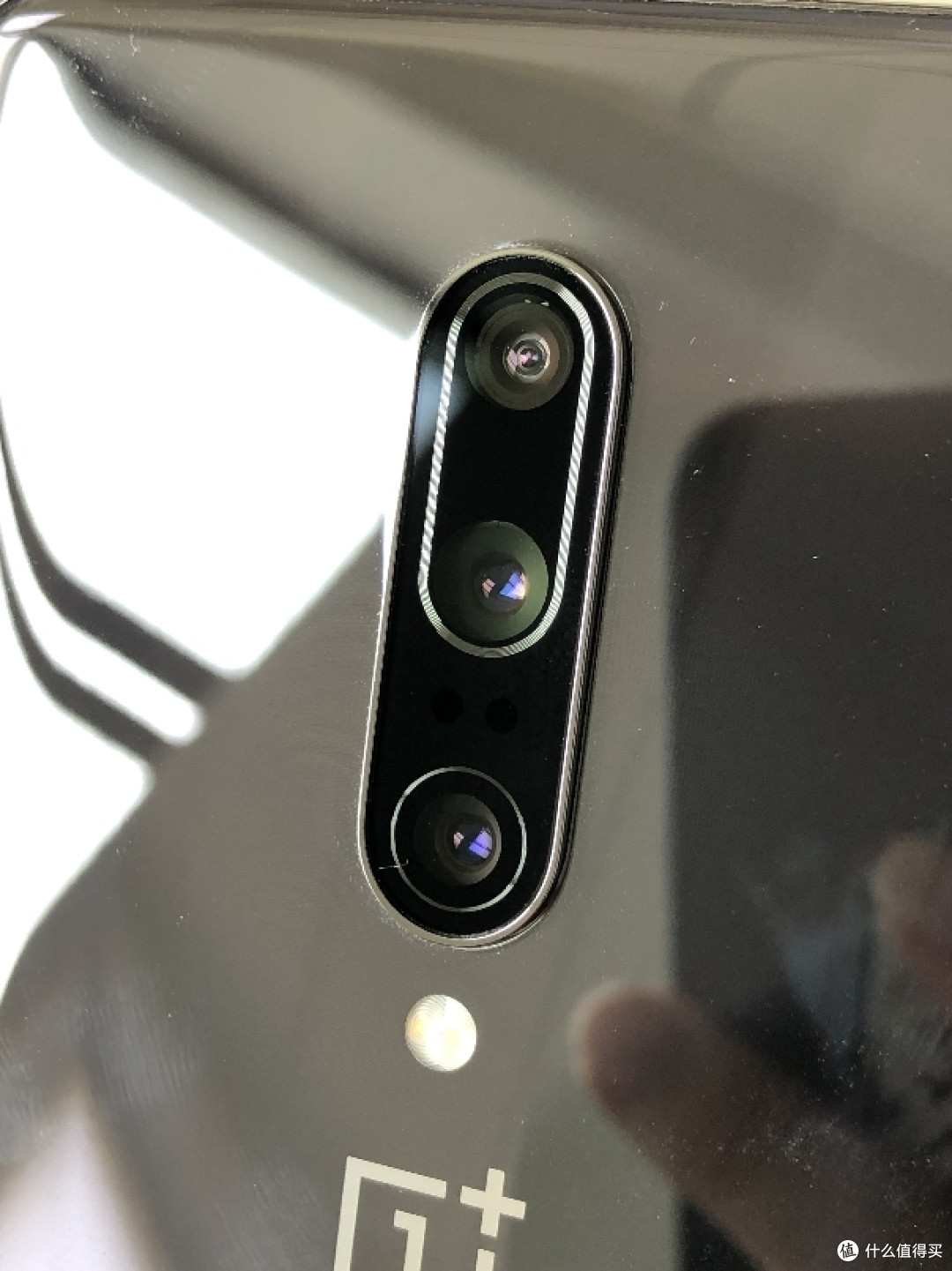 至少应该知道怎么翻车的,还能不能翻回来)下一个重头戏,摄像头,一加