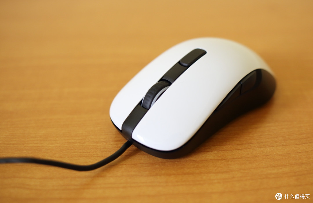 经典再现的赛睿rival 106电竞游戏鼠标体验