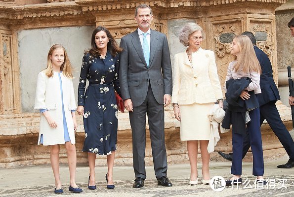碎花裙是今年大势，凯特王妃开启王室成员撞衫模式！