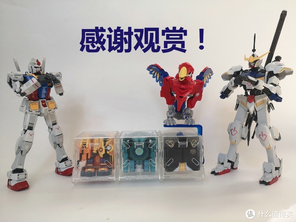 你的桌上新玩物，落地成盒还可以这么玩——52TOYS万能匣&猛兽匣测评