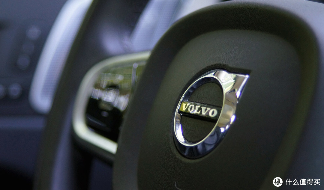 沃尔沃的插电混动新能源XC60 T8版，究竟是个怎样的驾驶感受？