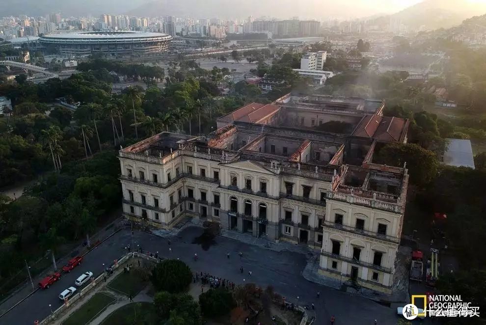巴西博物馆被烧毁前，图：国家地理中文网