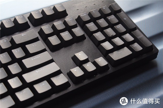 给打字游戏多一份选择雷柏v808带来cherrymx机械轴尝鲜体验