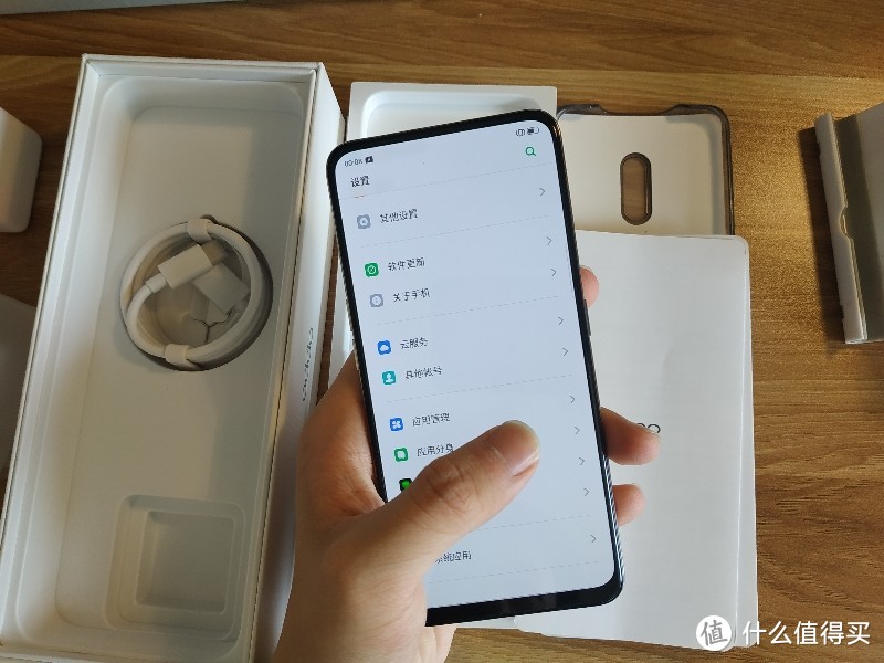 OPPO K3 开箱上手：这是一款“真香”千元机吗？