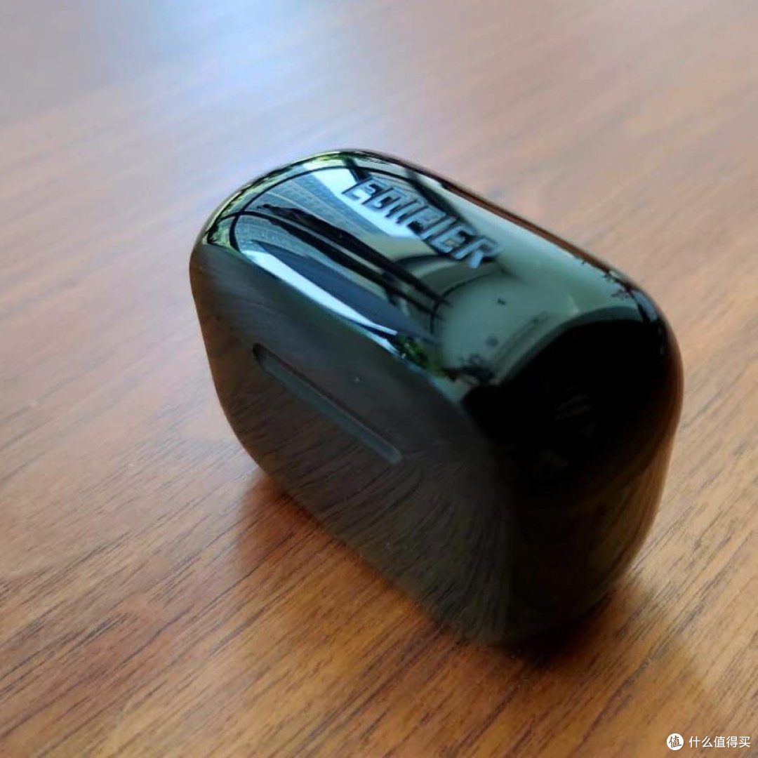日常家用小电器 篇一:edifier-漫步者 tws1 真无线耳机 开箱_蓝牙耳机