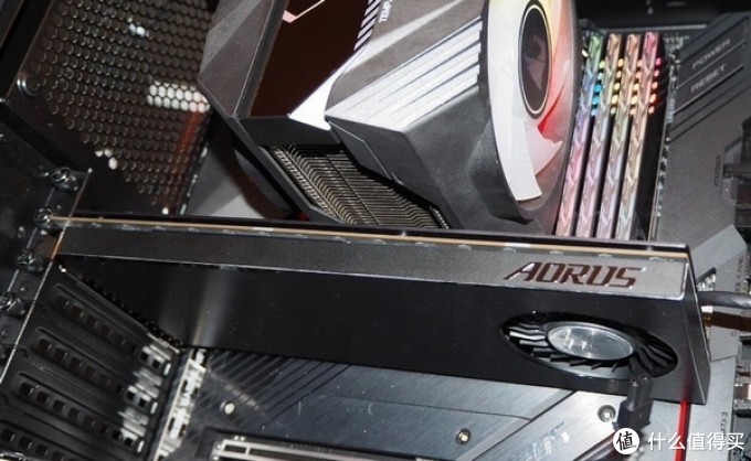 性能破15000 MB/s、支持PCIE 4.0:技嘉 AORUS AIC Gen4 SSD 超级固态硬盘