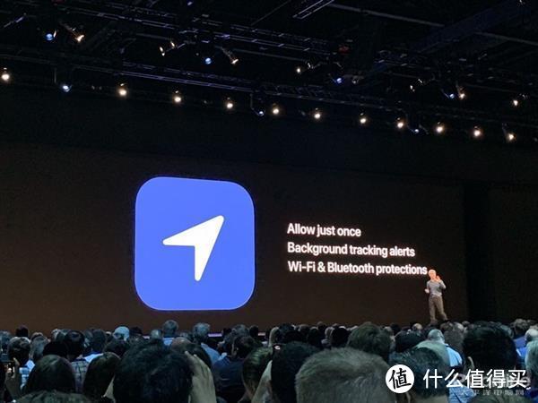 iOS 13首发上手体验：黑暗模式加入 更人性化了