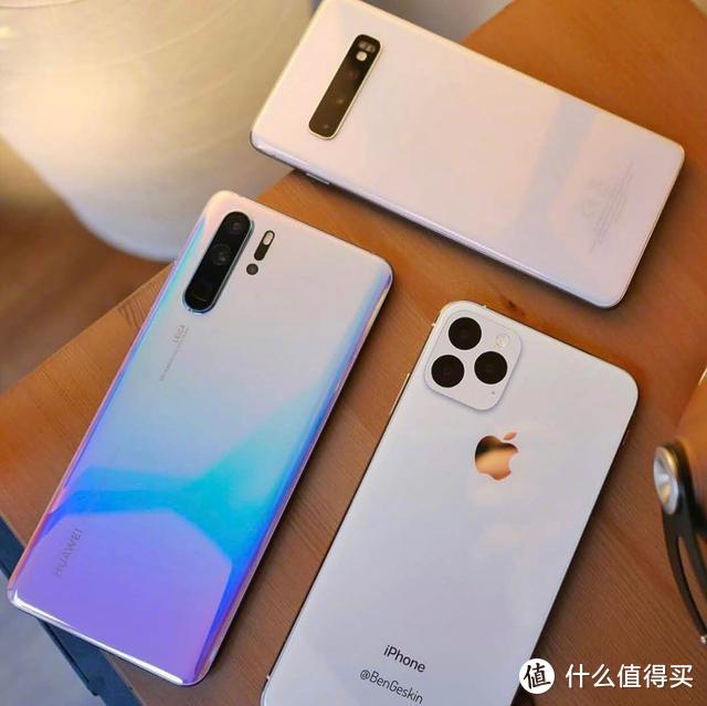 华为多款老机将升级EMUI 9.0/9.1系统 本月底或可破亿部