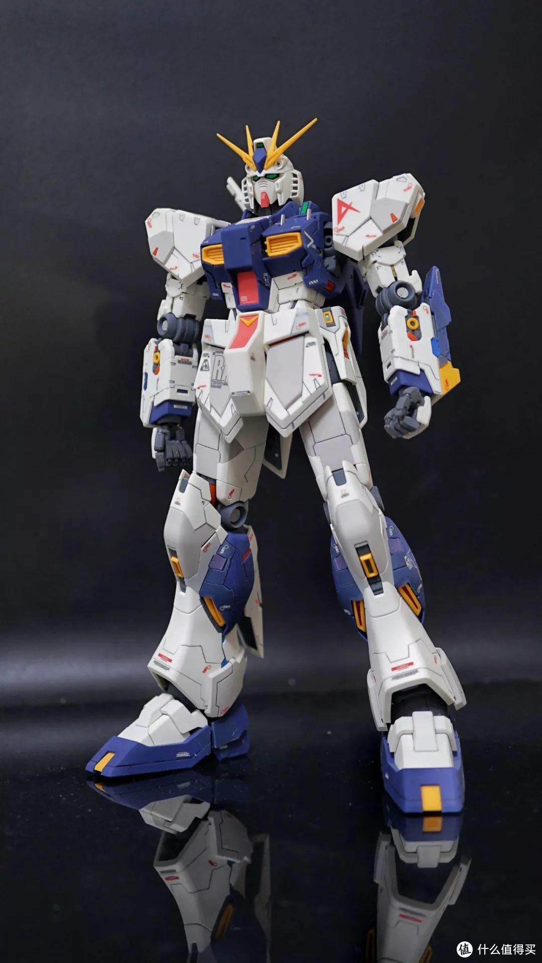 牛高达不仅仅是好看而已——RX-93 ν Gundam