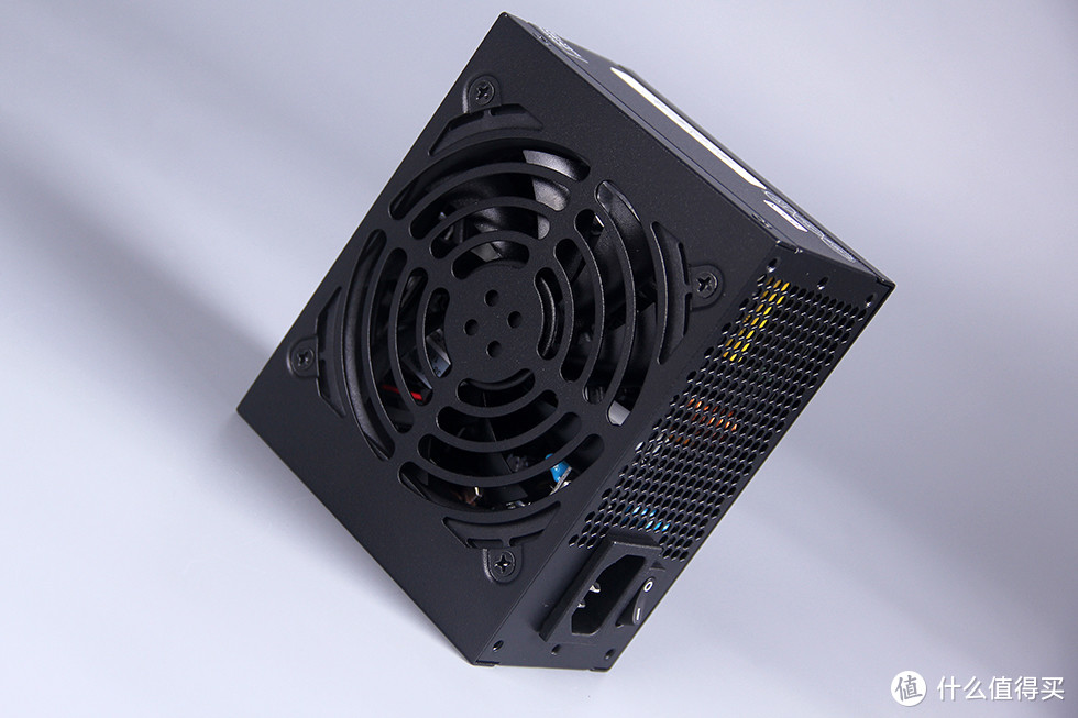 金牌装机单：中规中矩的一次ITX小钢炮装机体验 — R5 2600 / B450I / 1660TI