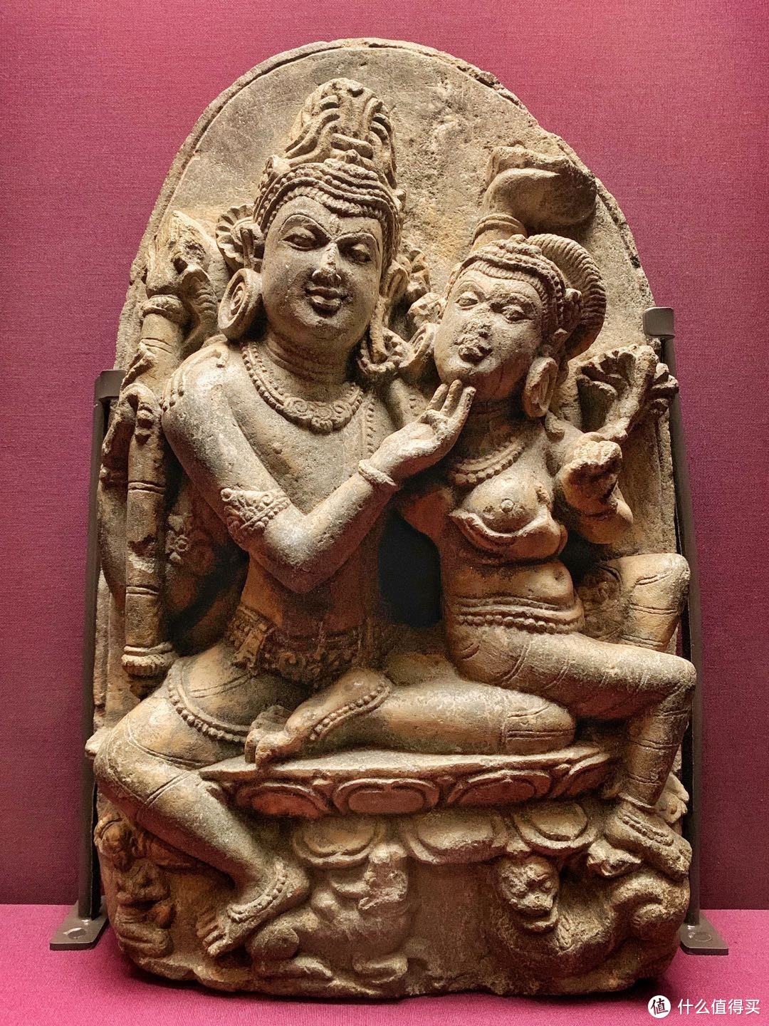 056 湿婆与帕尔瓦蒂雕像 900-1000年 印度