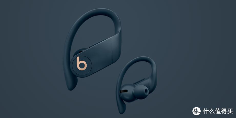 Powerbeats Pro依然采用耳挂设计，彻底摒弃连接线