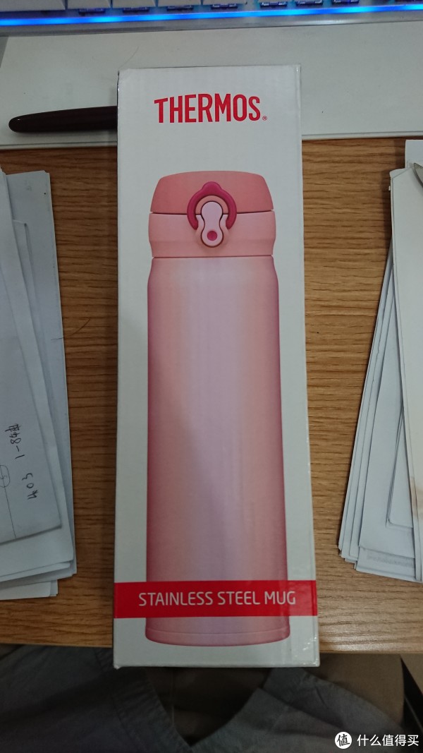 粉色的杯子外包装