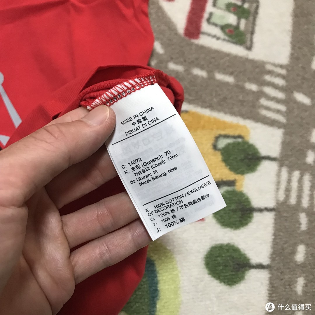 Nike SPORTSWEAR男孩短袖印花T恤BQ5983