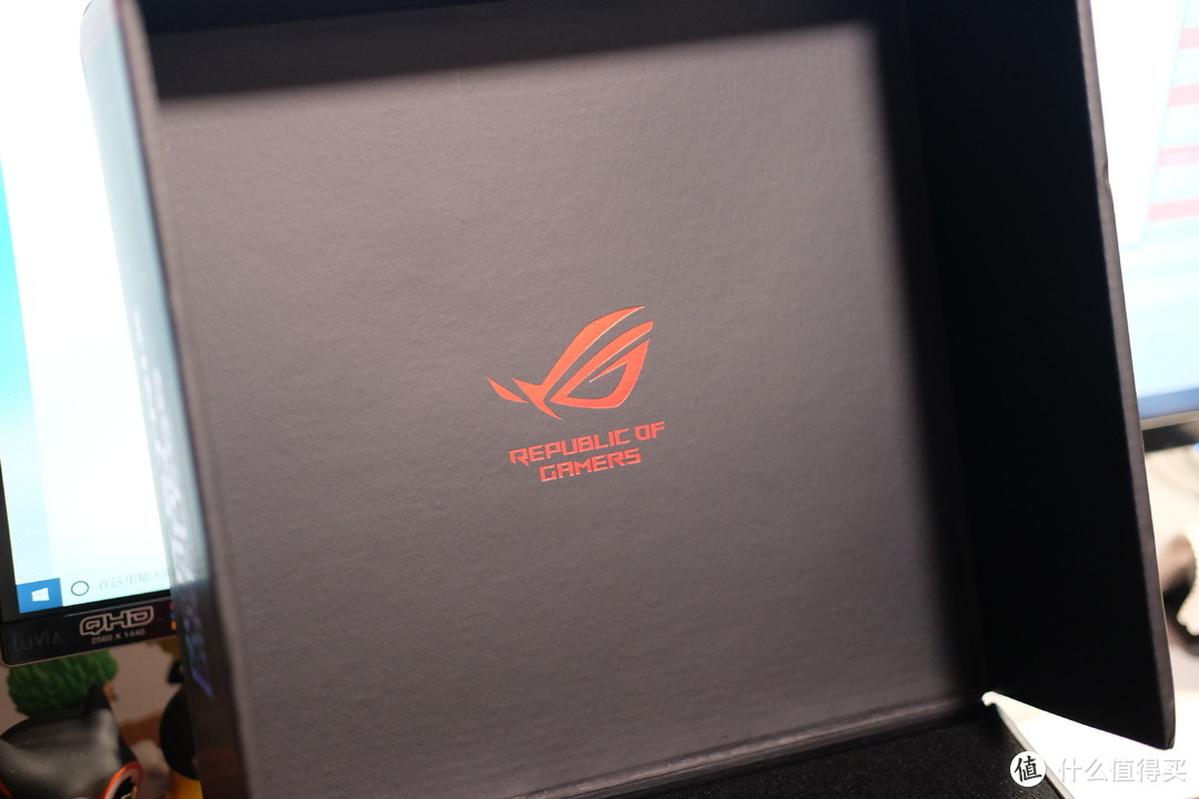 FPS游戏的另一只眼睛——ROG Strix Fusion Wireless游戏耳机体验