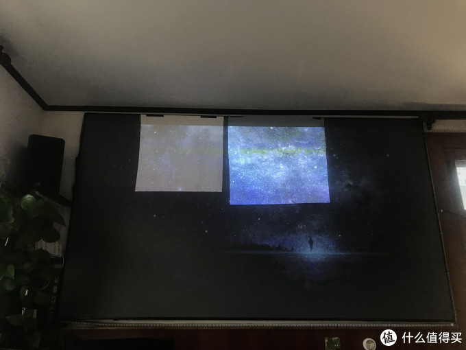 投影仪幕布评测：白玻纤 Vs  两款抗光幕布评测（白天 Vs 晚上）
