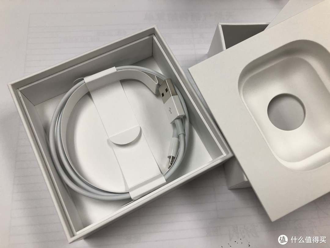 拔草AirPods2 ，使用3周后假装开个箱