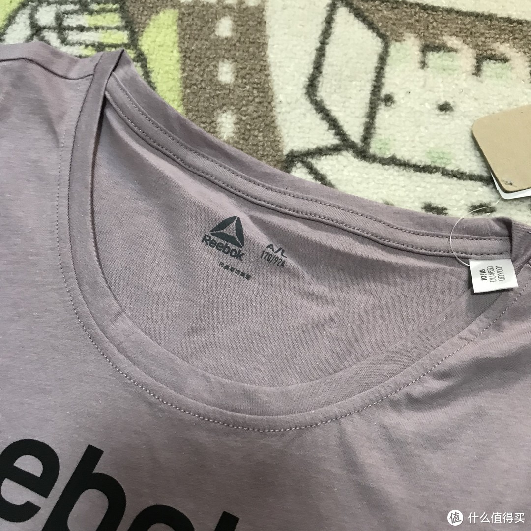 Reebok LINEAR READ SCOOP 女子训练短袖T恤