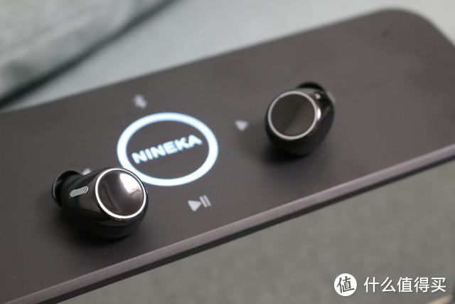 HIFI高保真+实用设计带你打开真无线蓝牙耳机的正确使用方式