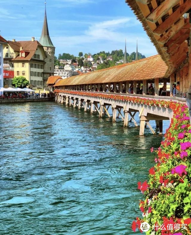理想中的梦幻家园，带你体验童话般完美的瑞士