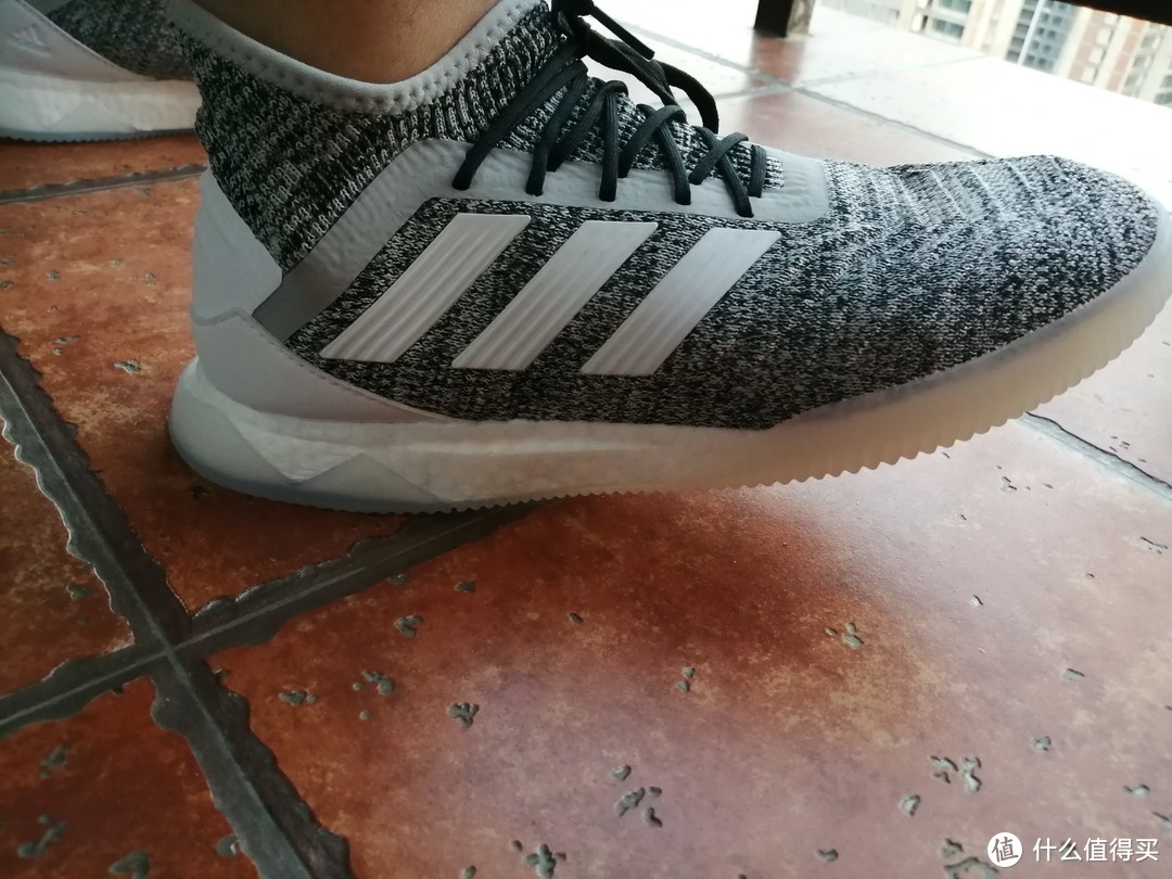 不务正业的足球鞋，adidas  PREDATOR 19.1 TR足球鞋开箱简评