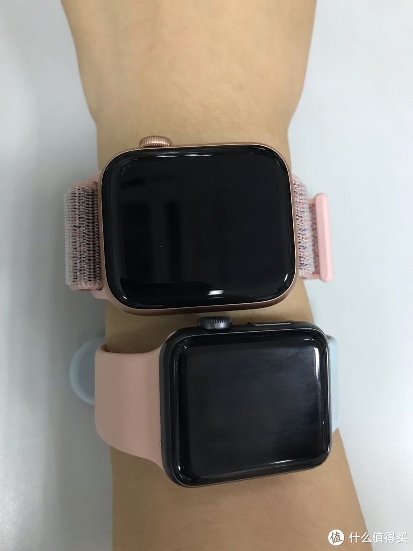 金刚芭比上线，粉砂色apple watch s4并夕夕下车体验