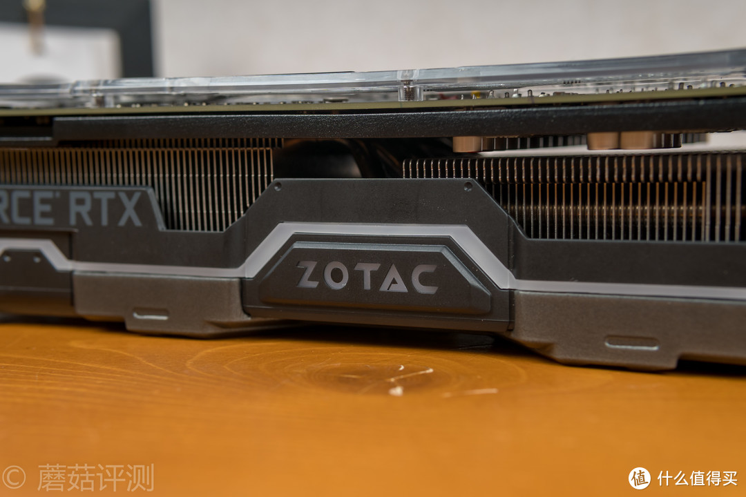 演绎暴力堆料美学、散热模块让RTX2070更加冷静——索泰 RTX2070 玩家力量至尊PGF OC14 显卡 评测