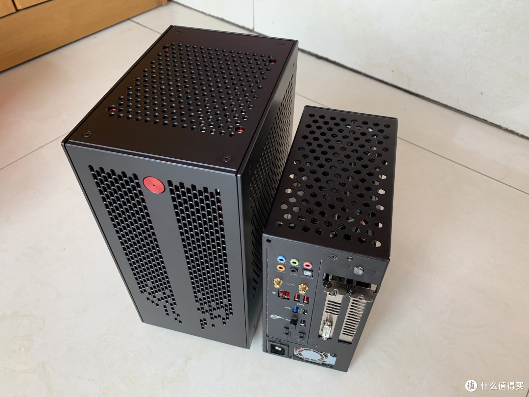 1,整数看着舒服,华硕主板就是贵,猫头鹰散热也是一样,这个u一般散热