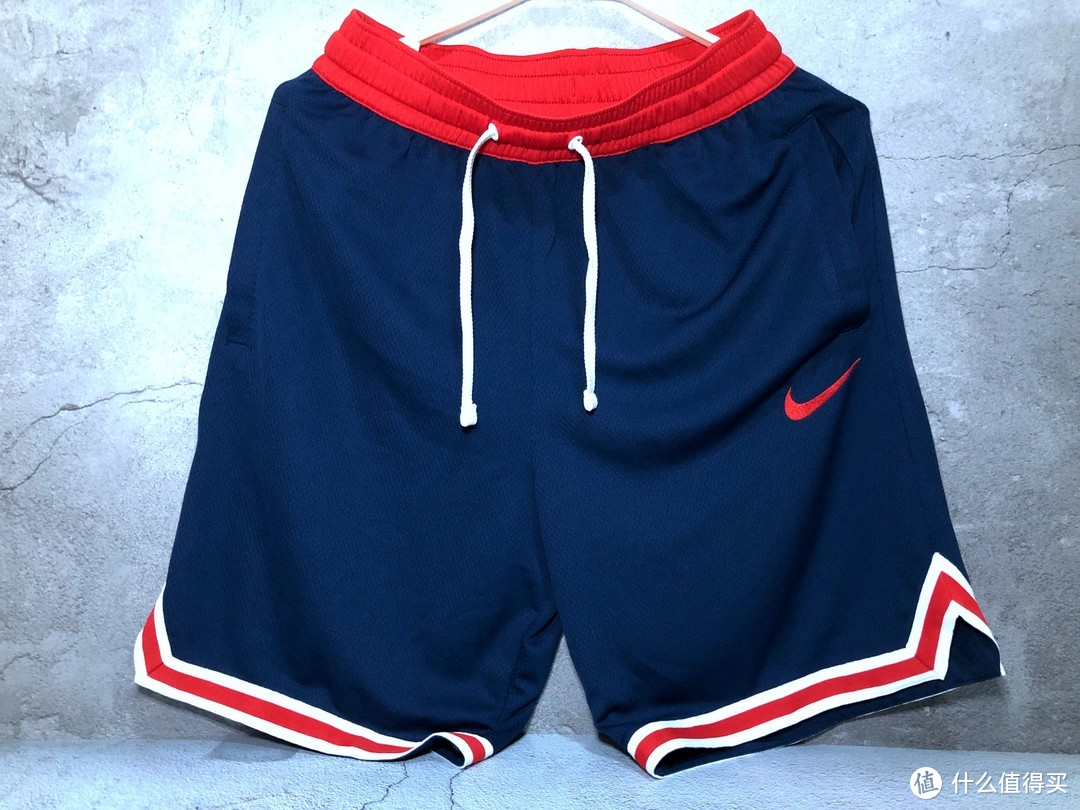 618入手四条（Nike？ZONEID？PHEW？）篮球短裤材质对比