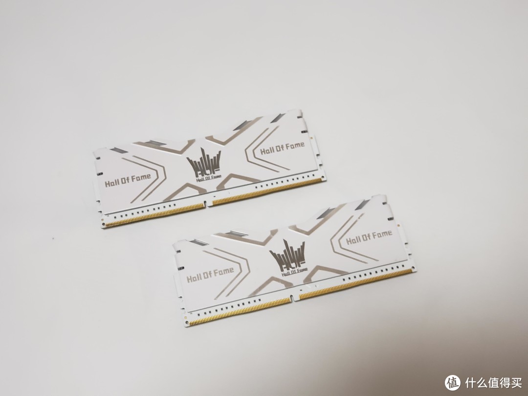 影驰名人堂DDR4 3000 8G*2